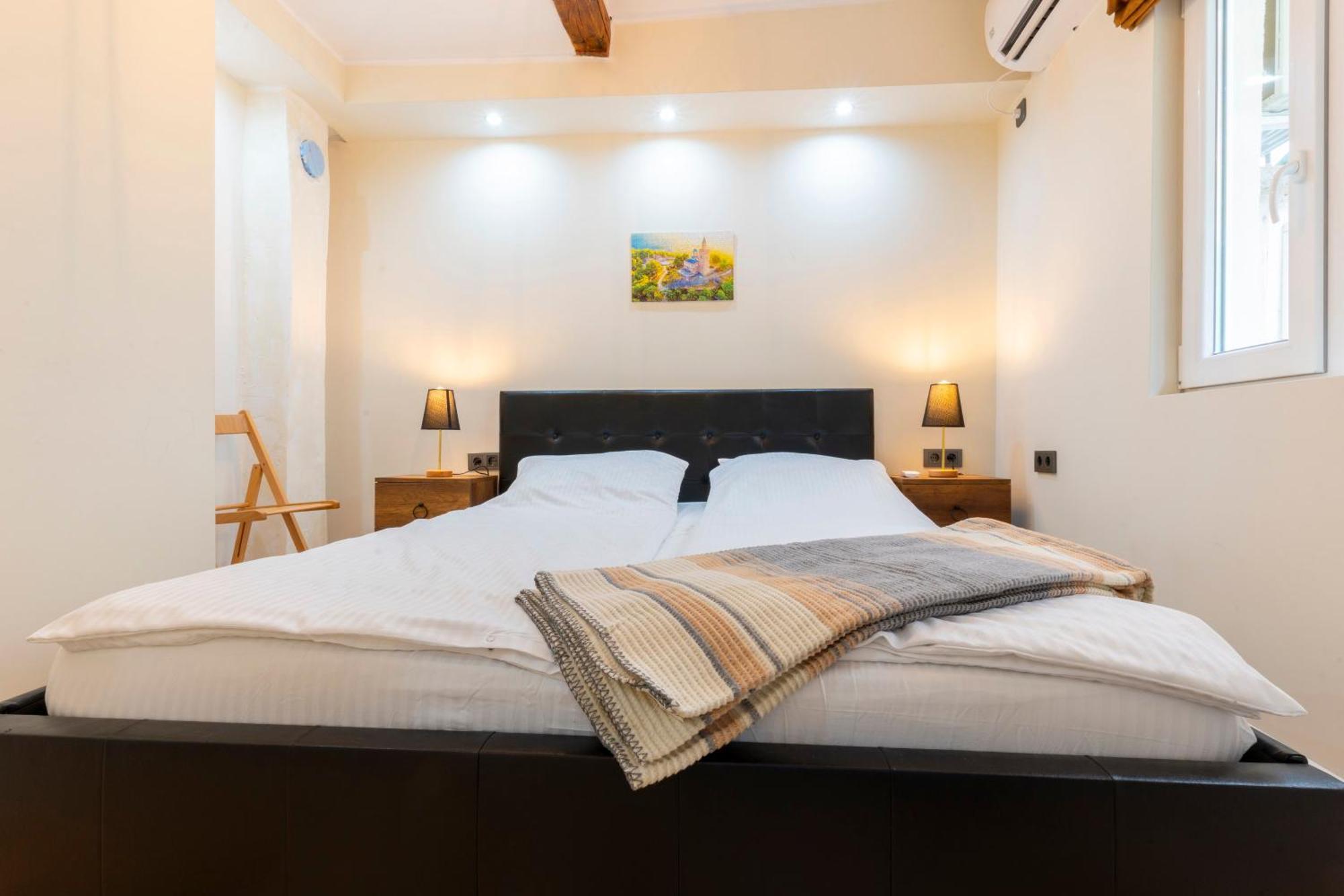 Bobevata Guest House - Floor 2 - Stunning View Old Town Veliko Turnovo Bagian luar foto